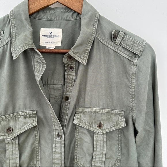 American Eagle Outfitters Boyfriend Fit, button down shirt with long  sleeves - Picture 2 of 12